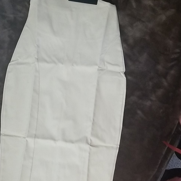 Fashion Nova Beige high waist skirt - Picture 1 of 8